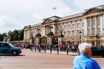 The Buckingham Palace during the summer