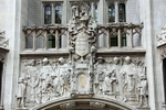 Sculptures marking the entrance to Westminster Abbey